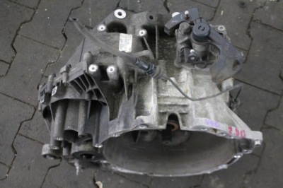 Коробка передач передач gu1r7002beb volvo v40 ii 2.0d 12- фото №1