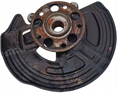 Ступиця ліва перед infiniti q30 qx30 фото №1