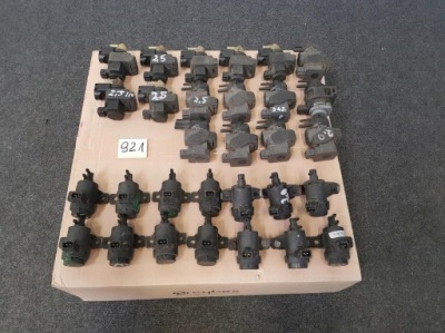 Електроклапан клапан вакууму trafic vivaro primastar 1.9 2.0 2.5 фото №1