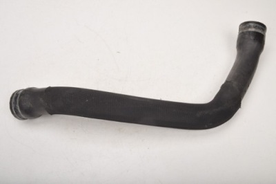 Maserati granturismo 4.7 труба шланг води фото №1