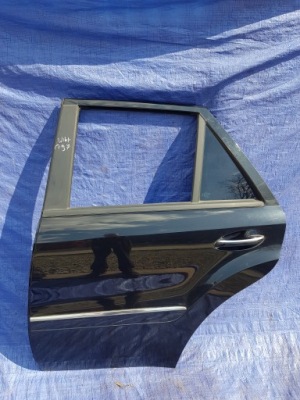 Дверь левый задний  задние mercedes ml w164 197 c197 фото №1