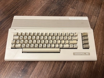 Komputer Commodore 64 C