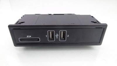 Разъём вход port usb карта sd mercedes w205 a2058200126 фото №1