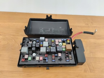 Insignia коробка предохранителей корпус корпус фото №1