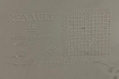 Левая обивка багажника renault trafic ii фургон fl 7700313062 2.0l фото №1