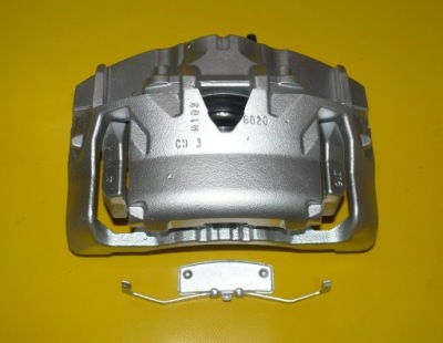 Суппорт левый перед volvo v70 iii 3 316/28 07-16r. фото №1