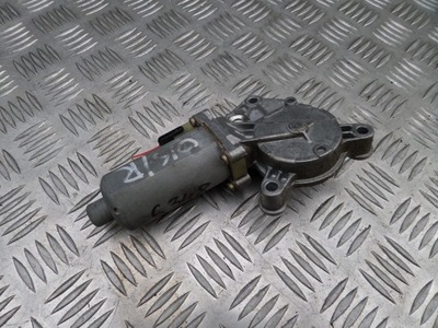 Volvo 850 моторчик скло двері права сторона фото №1