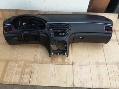 Панель приладів консоль панель приладів peugeot 607 lift eu фото №1