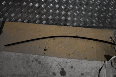 Молдинг скло ліва mercedes w213 kombi 1 фото №1