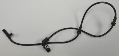 Датчик abs перед mercedes w204 a2045400517 фото №1