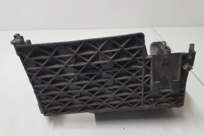 Основание аккумулятор renault megane 2 coupé-cabriolet em0/1_ 8200467409 фото №1