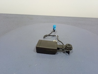 Mercedes gls x166 замок пряжка поперечина задняя 3 ряд a1668602469 фото №1