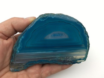 piękny niebieski plaster agatu