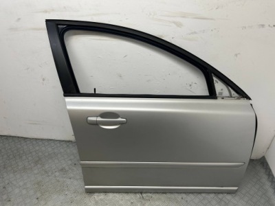 Дверь правый  перед передние коплектная  volvo v50 рестайлинг  426-26 фото №1