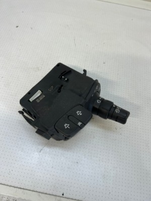 Перемикач вимикач двірник renault clio iii modus kangoo 88103009 eur фото №1