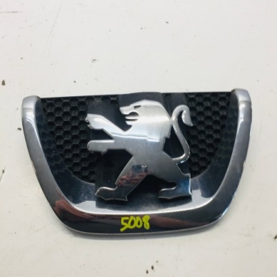 Решётка радиатора решётка w бампер peugeot 5008 фото №1