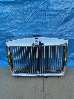 Решітка радіатора решітка радіатора rolls royce phantom фото №1