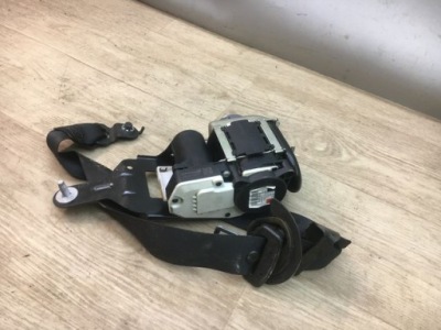 Szt ремень левый перед mercedes w204 рестайлинг  616774500 безопасности фото №1