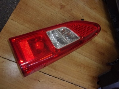 Citroen berlingo iii лампа правая задняя europa крышка багажника фото №1