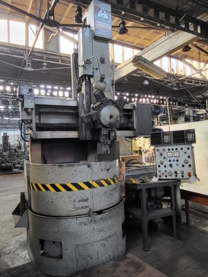 Tokarka karuzelowa SKJ 8F; TOS