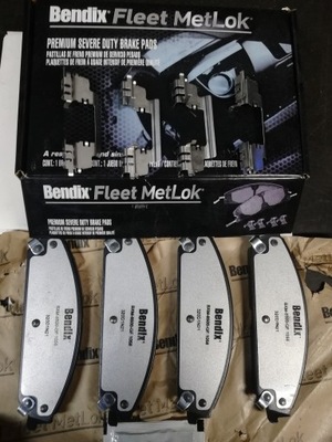 Гальмівні колодки гальмівні dodge challenger charger hemi фото №1