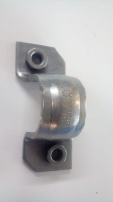 Volkswagen оригінальний номер 6q0411333b кронштейн хомут стабілізатора фото №1