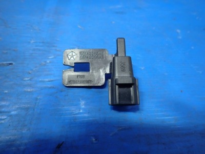 Датчик температуры наружной jeep chrysler dodge 05149265ab 05149266ab фото №1