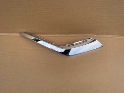 Mitsubishi outlander правый хром бампера перед передний фото №1