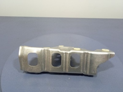 Bmw x5 g05 кронштейн защита тепловой правый 7428400 фото №1