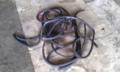 Ford focus mk1 hb - прокладка багажника фото №1