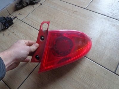 Seat leon ii lift 11r. лампа задняя правая фото №1