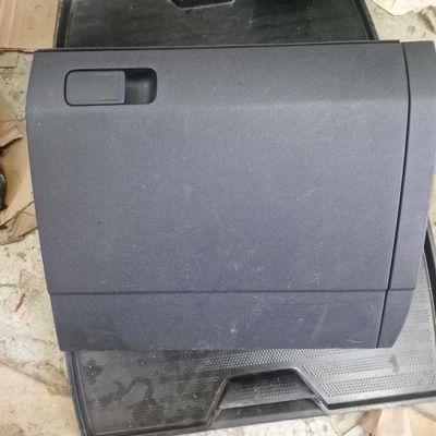 Бардачок пасажира tiguan ii 5nb857097c фото №1