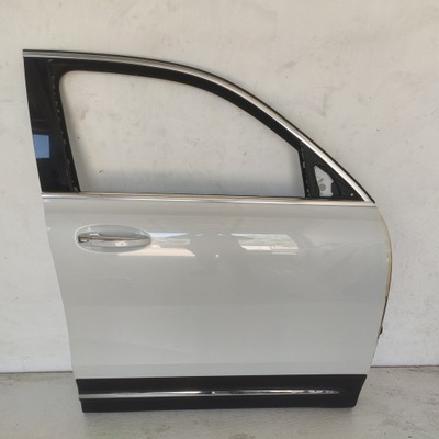 Mercedes x247 glb 2022 дверь правый перед фото №1