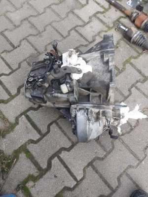 Механическая коробка передач 5 передач jumpy expert proace 20mb46 1.5 blue hdi фото №1