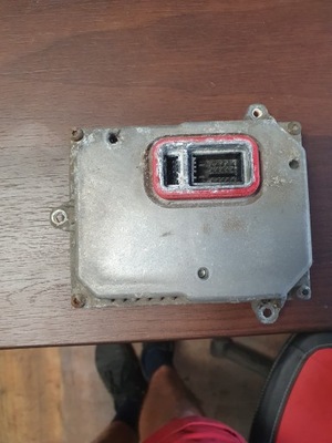 Преобразователь ксенон 1307329115 04-09 audi a3 8p a4 b7 tt 8j alfa romeo 159 f фото №1