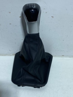 Домкрат перемикання передач ручка вибірник vw t-roc lift 2ga711123e # фото №1