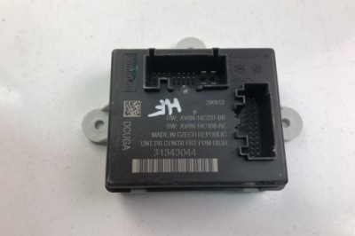 Блок управления volvo v40 хэтчбек 31343044 2013 фото №1