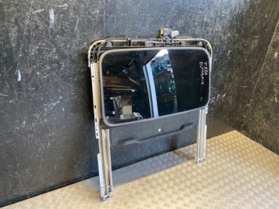 Дах przeszklony subaru outback 2019 47170110140 фото №1