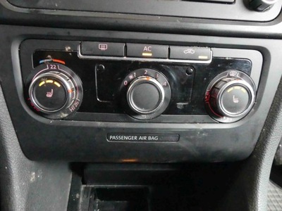 Панель управление кондиционера volkswagen оригинальный номер 3c8907336a фото №1