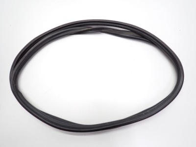 Прокладка кришки задній багажника skoda rapid spaceback 17r фото №1