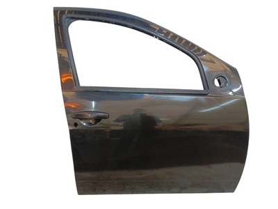 Дверь правый перед dacia duster i цвет nv676 фото №1