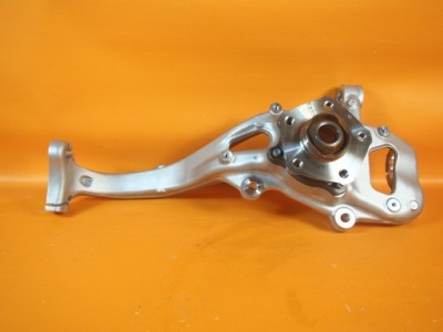 Audi a7 4k поворотний кулак перед ступиця права 4k0407242d фото №1