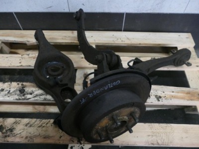 Mitsubishi outlander ii 2.4 b awd 4x4 ступица рычаг диск правый задняя фото №1