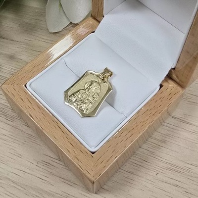 ZŁOTY MEDALIK PR.585 3,02GR