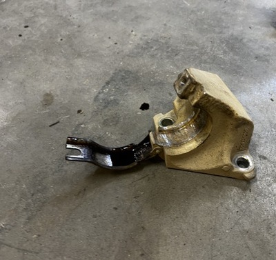 Кронштейн опора полуось dacia duster ii 1.0 tce фото №1