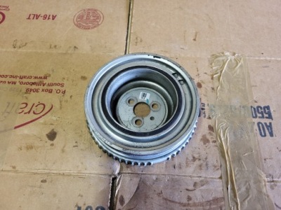 Fiat jeep alfa romeo 1.4 multiair шкив коленчатого вала 55217836 фото №1