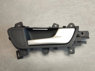 Audi a5 8t ручка правая задняя led 8k0839020 фото №1