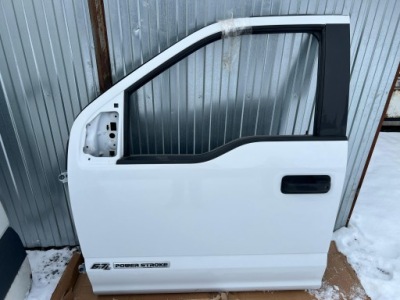 Двері лівий перед ford f-150 15-21r повний фото №1