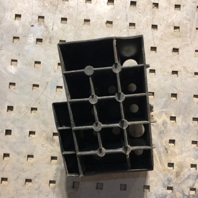 Кронштейн бампера передній master ii 7700352113 фото №1