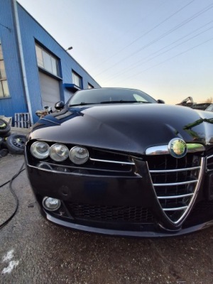 Alfa romeo 159 2.4 jtdm лампа права перед ксенон фото №1